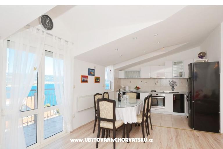 Kraljica Apt – foto 3