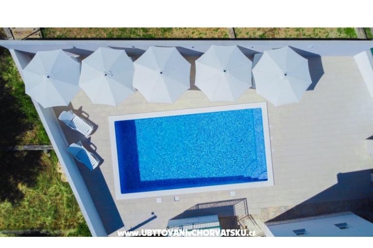 Appartements Milović 30 m od more – foto 7