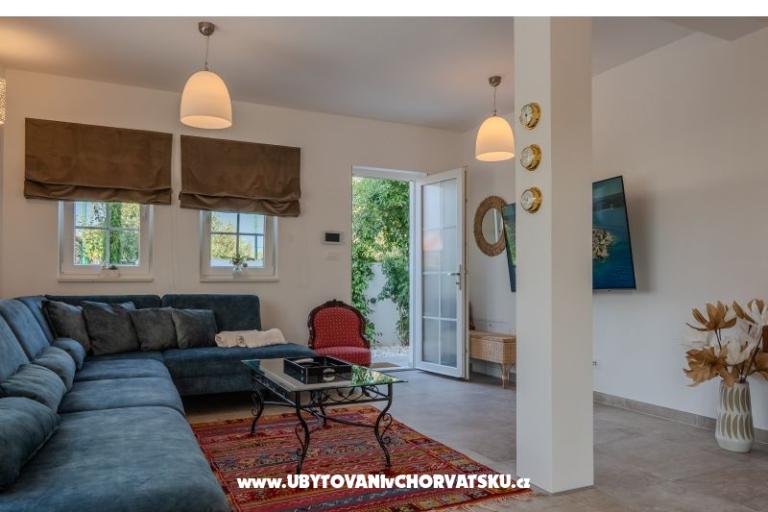 The Three Flowers Pool Maison – foto 22