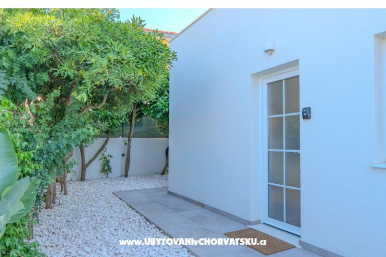 The Three Flowers Pool Maison – foto 52