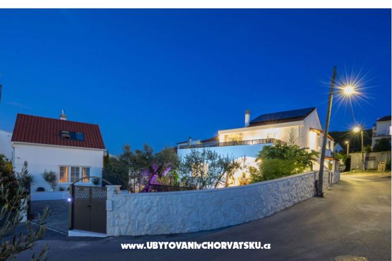 The Three Flowers Pool Maison – foto 75