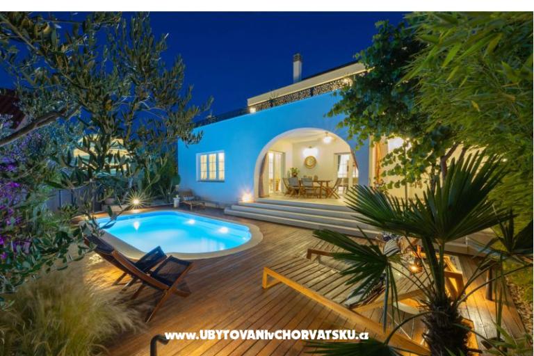 The Three Flowers Pool Maison – foto 77