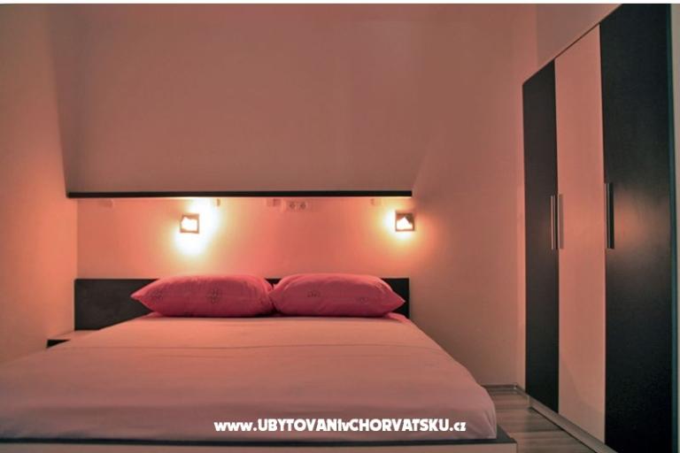 Appartements Tucepi Jakić – foto 3