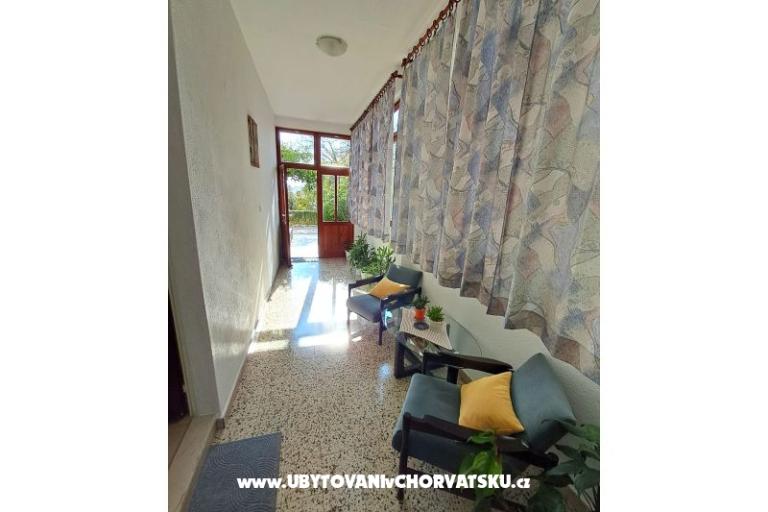 Olive Appartement and Chambres – foto 7