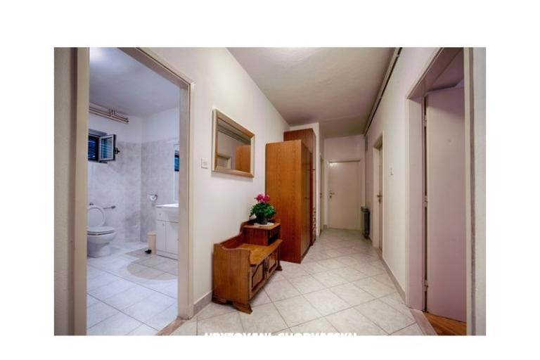 Čobrnić Chambres i Appartements – foto 9