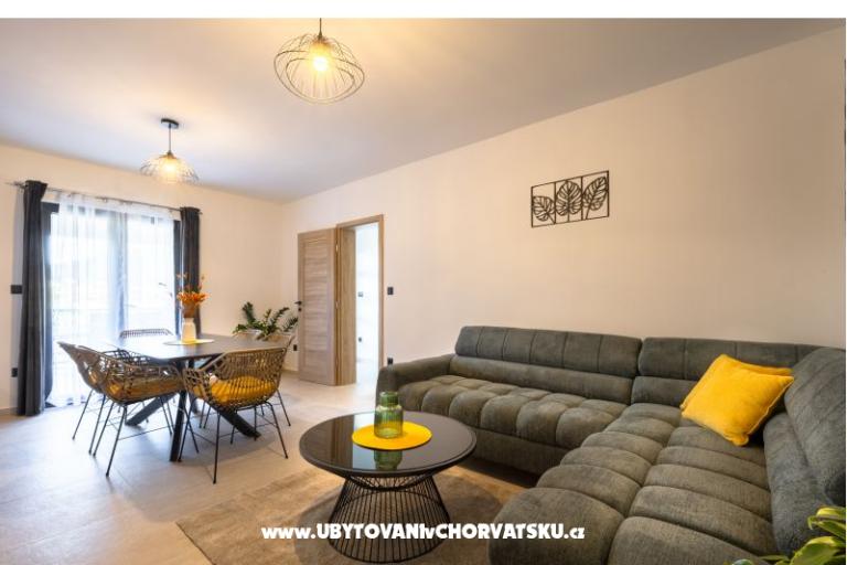 Maison s pogledom na more Antivo – foto 11