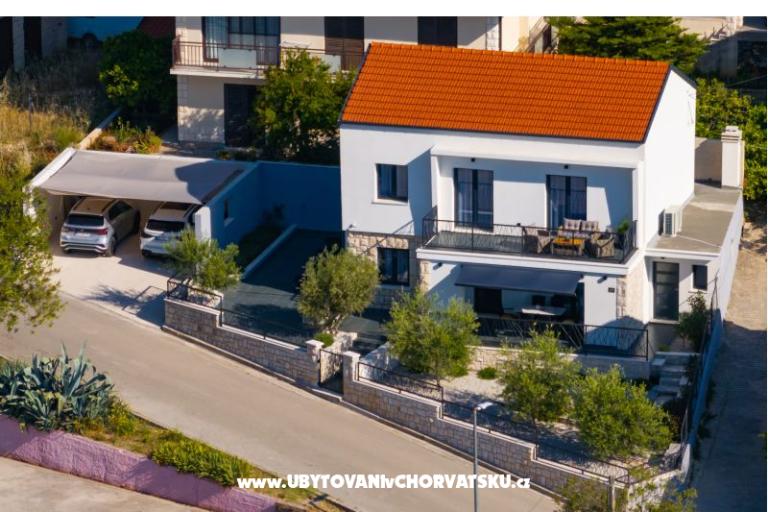 Maison s pogledom na more Antivo – foto 2