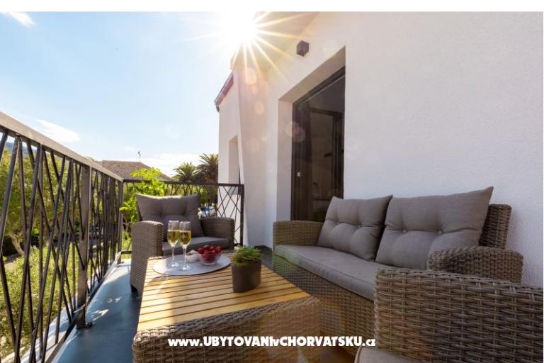 Maison s pogledom na more Antivo – foto 37