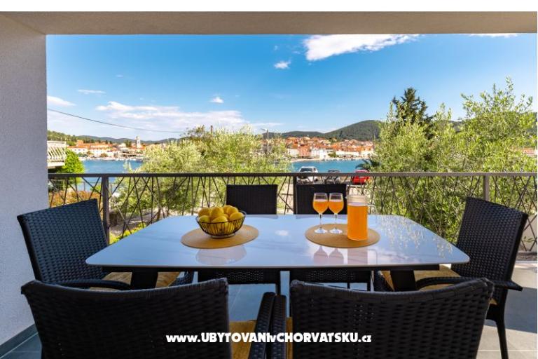 Maison s pogledom na more Antivo – foto 40