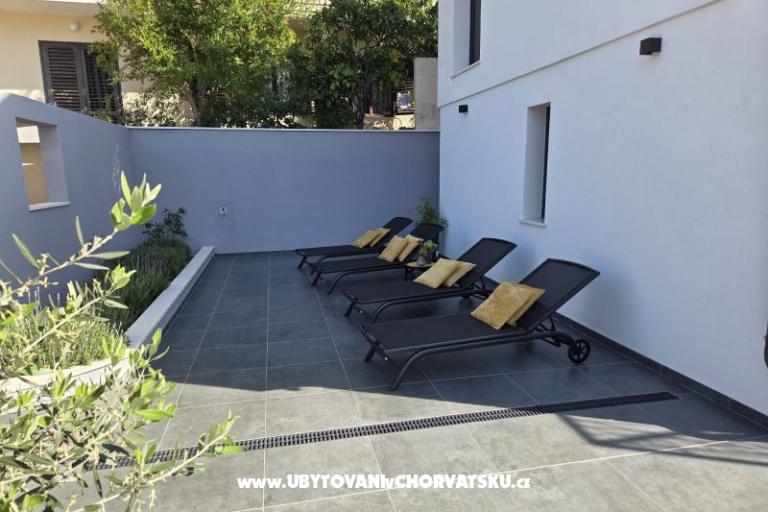Maison s pogledom na more Antivo – foto 6