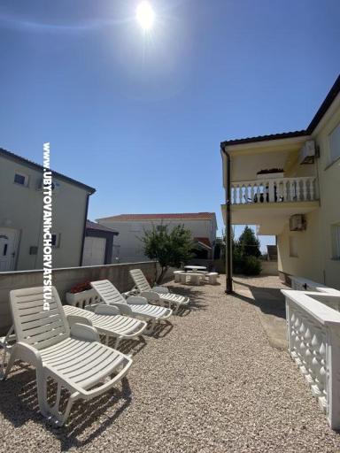APARTMANI HELENA OASIS VIR – foto 4