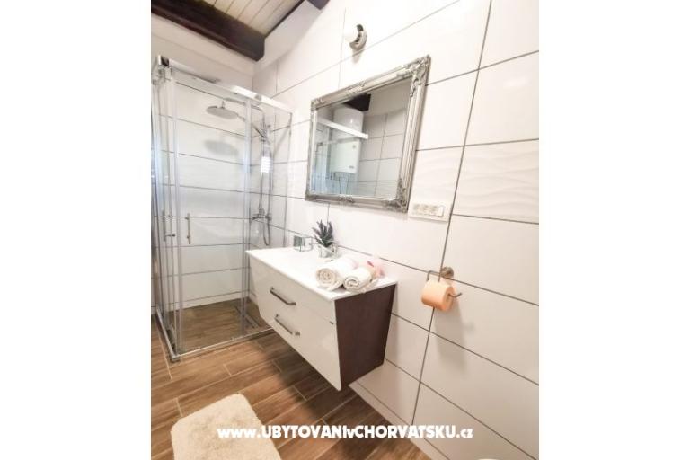 Maison de vacances  Diana +pool+jacuzzi – foto 10