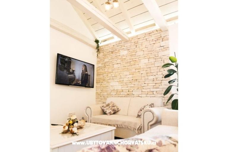 Maison de vacances  Diana +pool+jacuzzi – foto 11