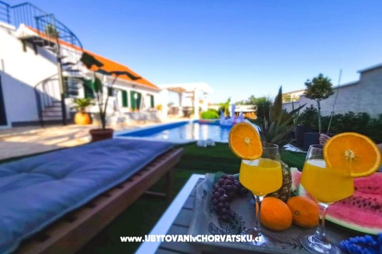 Maison de vacances  Diana +pool+jacuzzi – foto 13