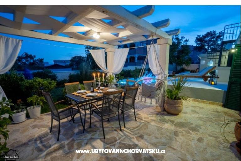 Maison de vacances  Diana +pool+jacuzzi – foto 14