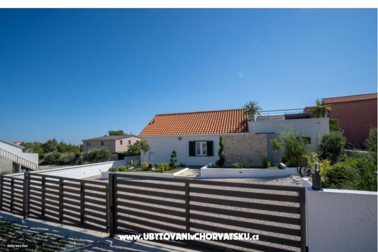 Maison de vacances  Diana +pool+jacuzzi – foto 18