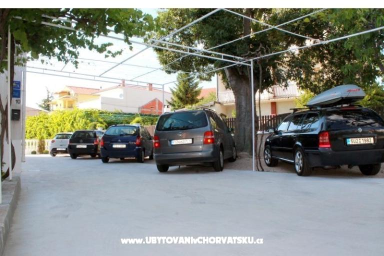 Appartements Juricev 100m to the beach – foto 2
