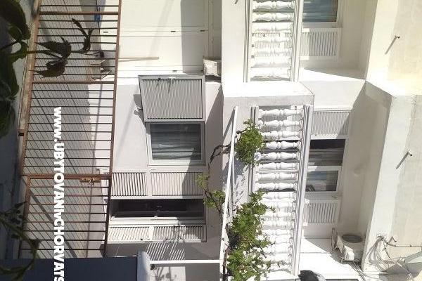 Appartement Ivan (15m from  beach) – foto 21