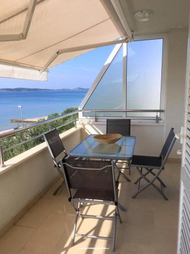 Galeb – foto 5