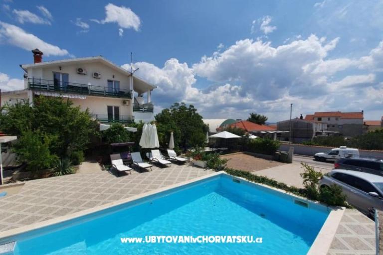 Mariva Holiday Home – foto 10