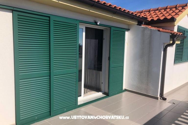 Penthouse with pool Ruža – foto 4