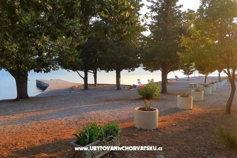 Appartements Tena,  prvi red do mora – foto 28