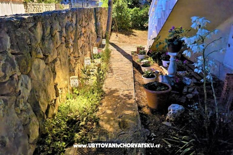 Appartements Tena,  prvi red do mora – foto 38