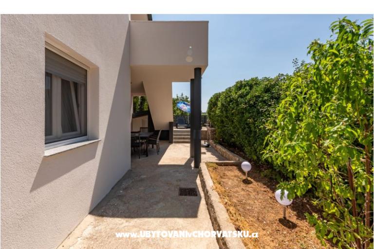 Appartement Luxe Holiday Home – foto 10