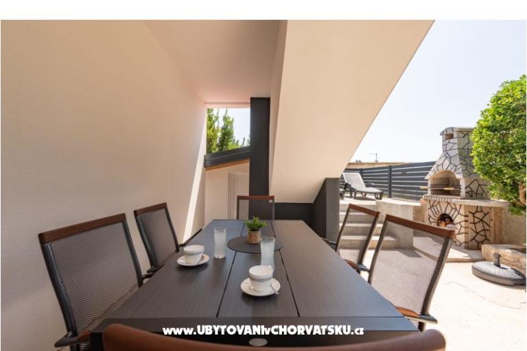 Appartement Luxe Holiday Home – foto 17