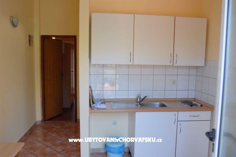 Appartements***Bevanda – foto 6